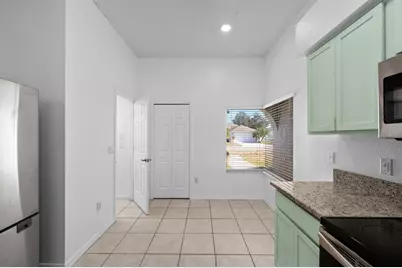 3609 Trapnell Grove Loop, Plant City, FL 33567 - Photo 6