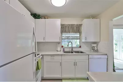 1904 Canterbury Lane #26, Sun City Center, FL 33573 - Photo 24