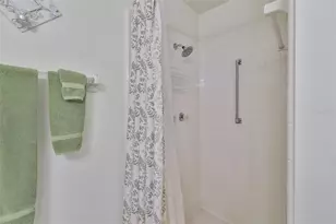 1904 Canterbury Ln, Sun City Center, FL 33573 - Photo 16