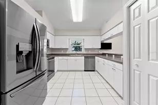 3313 W Marcum St, Tampa, FL 33611 - Photo 12