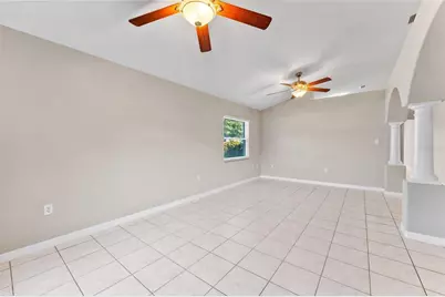 3313 W Marcum Street, Tampa, FL 33611 - Photo 8