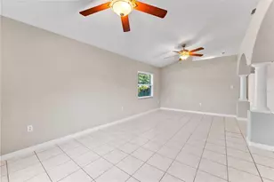 3313 W Marcum St, Tampa, FL 33611 - Photo 8