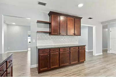 2260 Saint Charles Drive, Clearwater, FL 33764 - Photo 10
