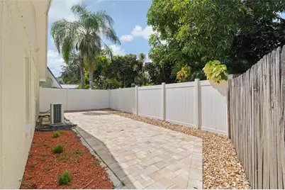 635 Bellingham Place, Palm Harbor, FL 34684 - Photo 8
