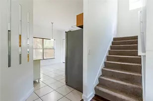 8213 N Klondyke St, Tampa, FL 33604 - Photo 8