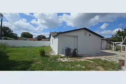 4112 W Wallace Avenue, Tampa, FL 33611 - Photo 12