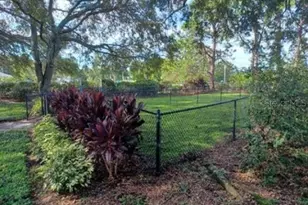 10024 Strafford Oak Ct, Tampa, FL 33624 - Photo 20