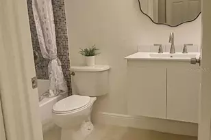 10024 Strafford Oak Ct, Tampa, FL 33624 - Photo 16