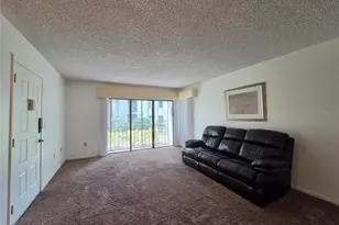1700 Pine Ridge Way E, Palm Harbor, FL 34684 - Photo 6