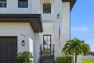 619 Danube Ave, Tampa, FL 33606 - Photo 2