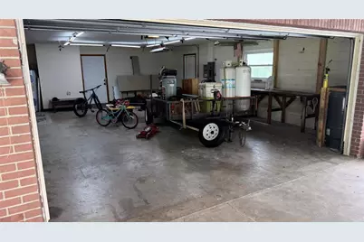 3933 Allen Road, Zephyrhills, FL 33541 - Photo 24