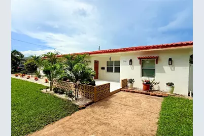 1500 77th Street N, Saint Petersburg, FL 33710 - Photo 1
