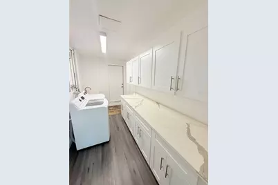 1557 Robinson Drive N, Saint Petersburg, FL 33710 - Photo 28