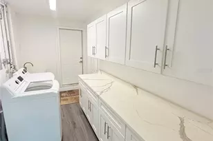 1557 Robinson Dr N, Saint Petersburg, FL 33710 - Photo 28