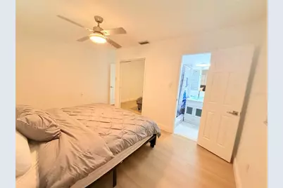 1557 Robinson Drive N, Saint Petersburg, FL 33710 - Photo 14