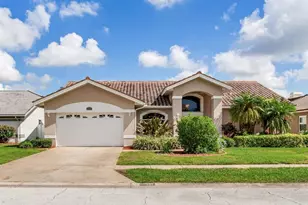11581 Shelly Circle, Seminole, FL 33772 - Photo 2