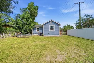3311 E Ellicott St, Tampa, FL 33610 - Photo 22