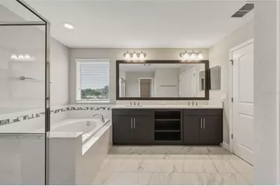 10702 Pleasant Knoll Drive, Tampa, FL 33647 - Photo 38