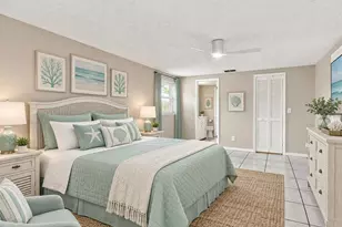 6002 Firefly Ln, Apollo Beach, FL 33572 - Photo 4