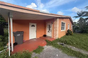 4605 SW 32nd Dr, West Park, FL 33023 - Photo 4