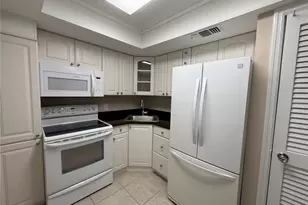 11700 Park Blvd, Seminole, FL 33772 - Photo 16