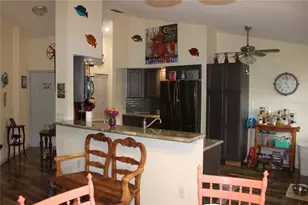 1671 Hamilton Ct, Dunedin, FL 34698 - Photo 10