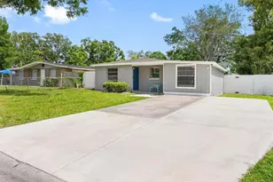 2613 E 111th Ave, Tampa, FL 33612 - Photo 36
