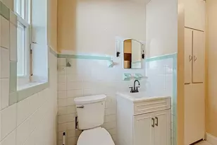 2121 10th St S, Saint Petersburg, FL 33705 - Photo 20