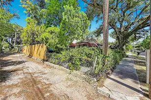 2121 10th St S, Saint Petersburg, FL 33705 - Photo 14