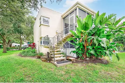 25 Country Club Drive, Largo, FL 33771 - Photo 32