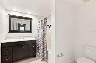 2410 W Azeele St, Tampa, FL 33609 - Photo 12