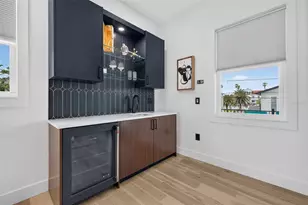 16210 3rd St E, Redington Beach, FL 33708 - Photo 18