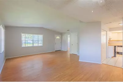 8081 28th Avenue N, Saint Petersburg, FL 33710 - Photo 6