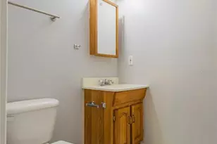 8081 28th Ave N, Saint Petersburg, FL 33710 - Photo 10