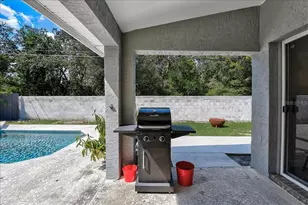 11312 116th St, Seminole, FL 33778 - Photo 12