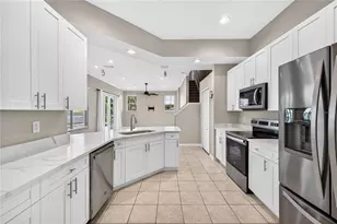 22953 Bay Cedar Dr, Land O Lakes, FL 34639 - Photo 14