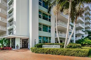 700 Beach Dr NE, Saint Petersburg, FL 33701 - Photo 2