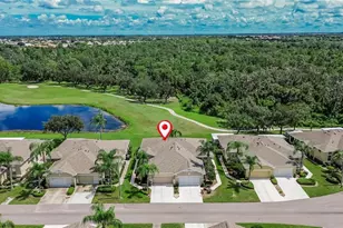 1917 Inverness Greens Dr, Sun City Center, FL 33573 - Photo 2