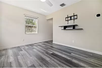 4401 10th Avenue S, Saint Petersburg, FL 33711 - Photo 4