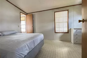 35145 Garber Ln, Zephyrhills, FL 33541 - Photo 14