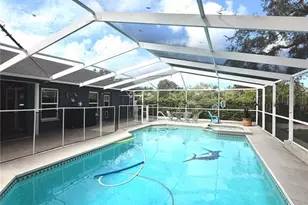 1521 Foxcroft Dr W, Palm Harbor, FL 34683 - Photo 24