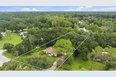 5903 Lakeside Drive, Lutz, FL 33558 - Photo 2