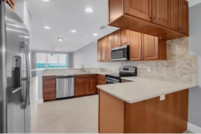 7040 Key Haven Road #605, Seminole, FL 33777 - Photo 6