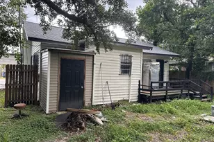 923 E 122nd Ave, Tampa, FL 33612 - Photo 22