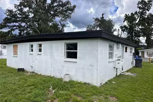 923 E 122nd Ave, Tampa, FL 33612 - Photo 10