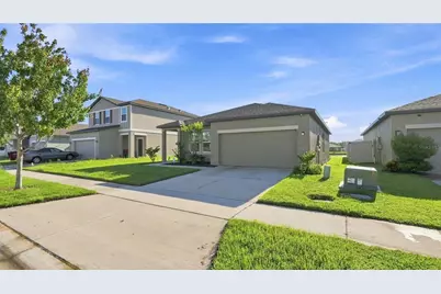 5646 Alexander Springs Place, Lakeland, FL 33811 - Photo 4