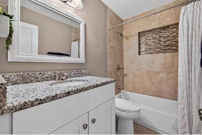 1325 21st Avenue N, Saint Petersburg, FL 33704 - Photo 18