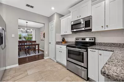 1325 21st Avenue N, Saint Petersburg, FL 33704 - Photo 14