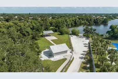 6815 Heron Meadow Drive, Sarasota, FL 34241 - Photo 8