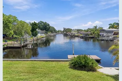 10744 Drummond Road, Tampa, FL 33615 - Photo 6